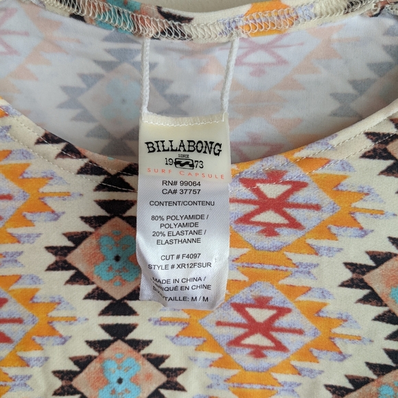 Billabong Rash Guard - Picture 3 of 5